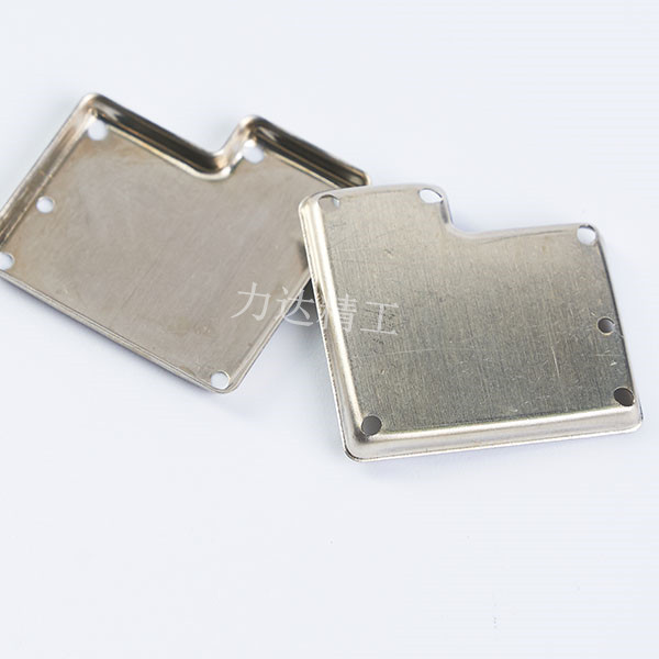 拉伸電磁屏蔽罩