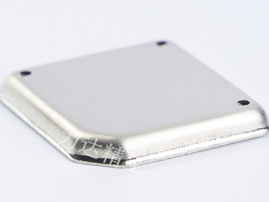 精密手機屏蔽罩廠家告訴你怎么購買優(yōu)良品質(zhì)的屏蔽罩