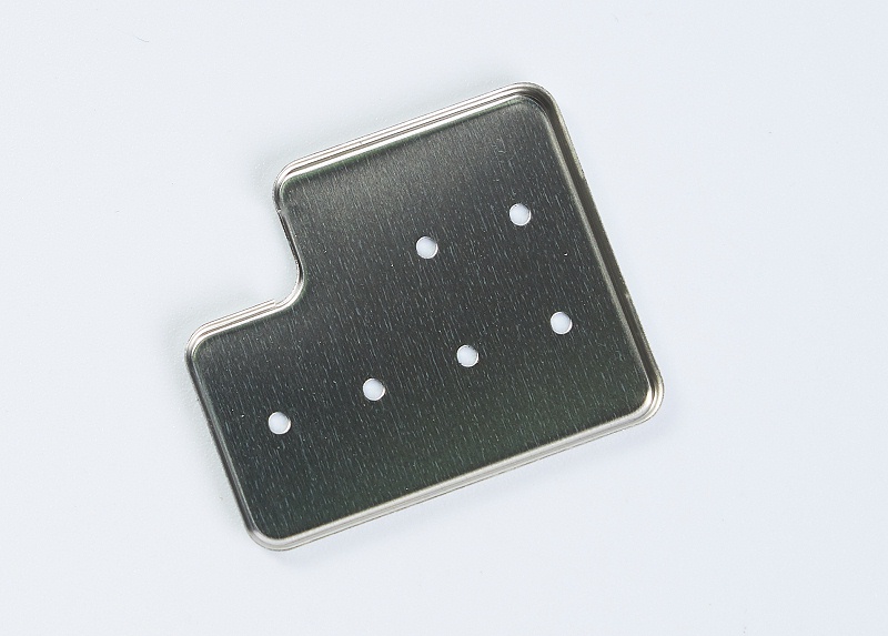 電磁屏蔽罩沖壓產(chǎn)品2