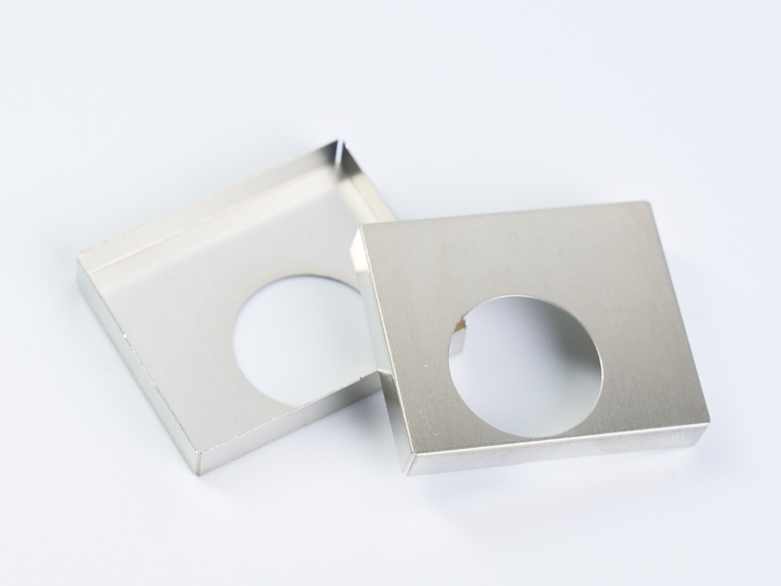 電路屏蔽罩定制生產(chǎn)廠家-1小時(shí)內(nèi)報(bào)價(jià)-力達(dá)精工