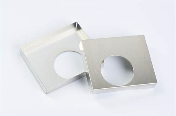 精密沖壓模具,沖壓件廠家,屏蔽罩