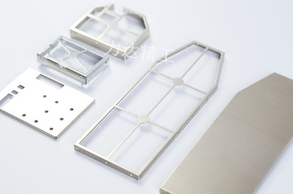 沖壓件模具,模具材料厚度,沖壓件廠家