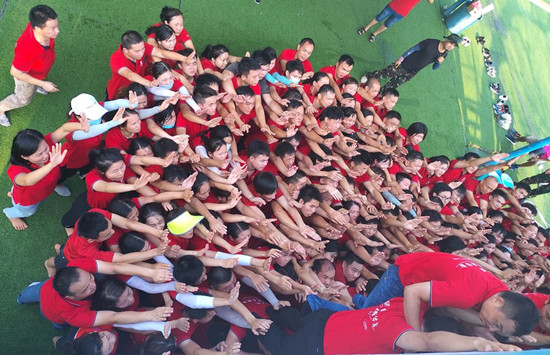 牛商爭霸賽,中期表彰大會(huì)