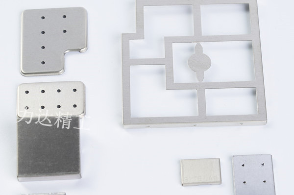 手機(jī)屏蔽罩結(jié)構(gòu)