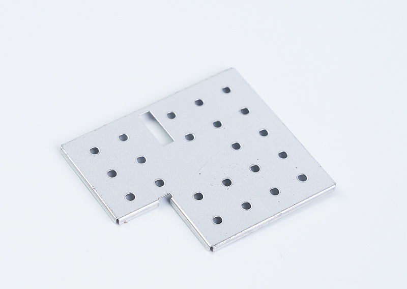 防干擾金屬屏蔽罩產(chǎn)品