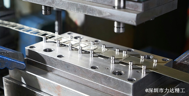 屏蔽罩廠(chǎng)家